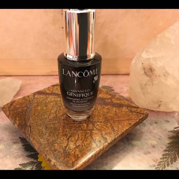 ADVANCED GENIFIQUEYouth Activating Serum